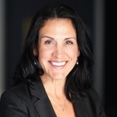 Headshot of businesswoman Headshot of businesswoman
